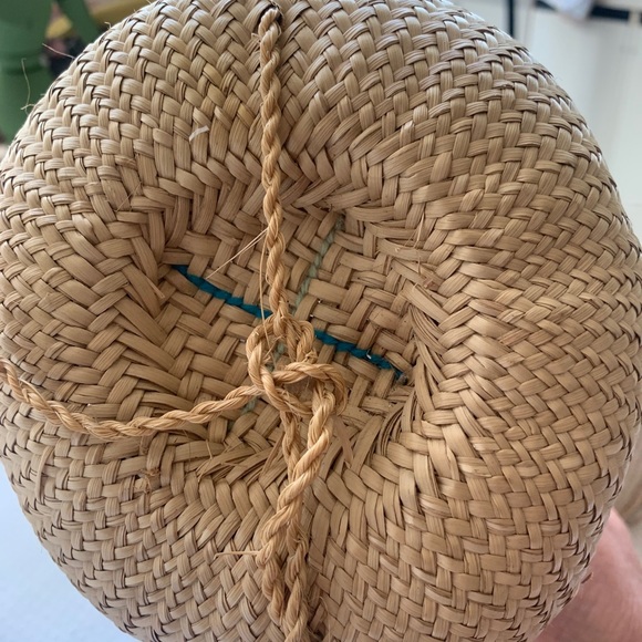 Sweet Cross body Small Handwoven Bag/ Purse Plus Two Smaller A Set Storage Cute - Picture 4 of 11